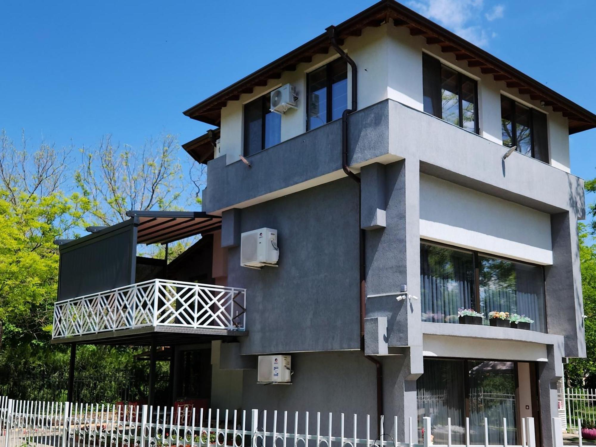 Grande Spa Deluxe Studios Sliven ภายนอก รูปภาพ